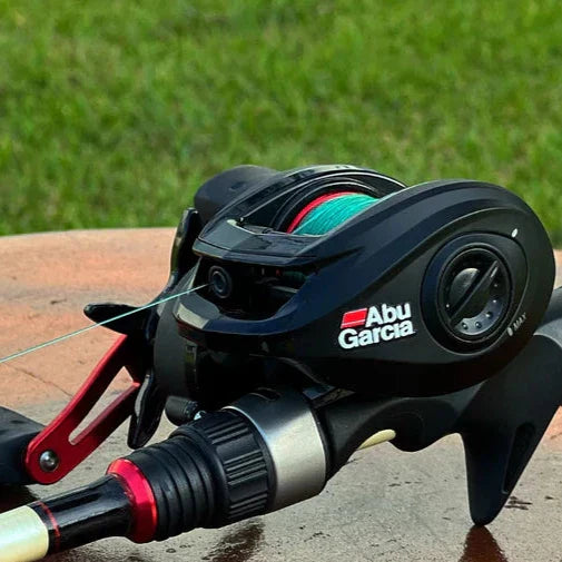 Kit De Pesca Carretilha Abu Garcia Black MAX3 + Vara 1,80m 20LBS